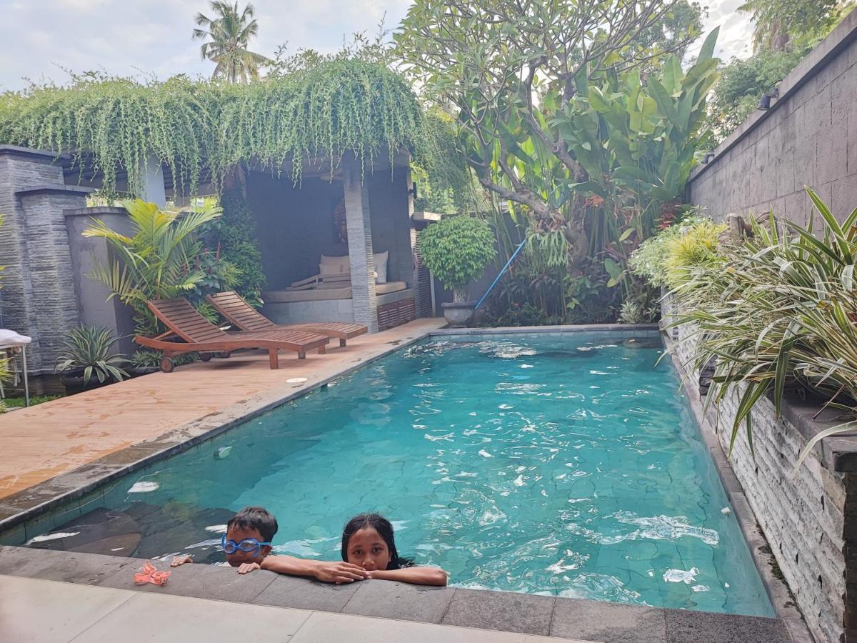 Geriya Amertha Sari Lovina Beach Extérieur photo