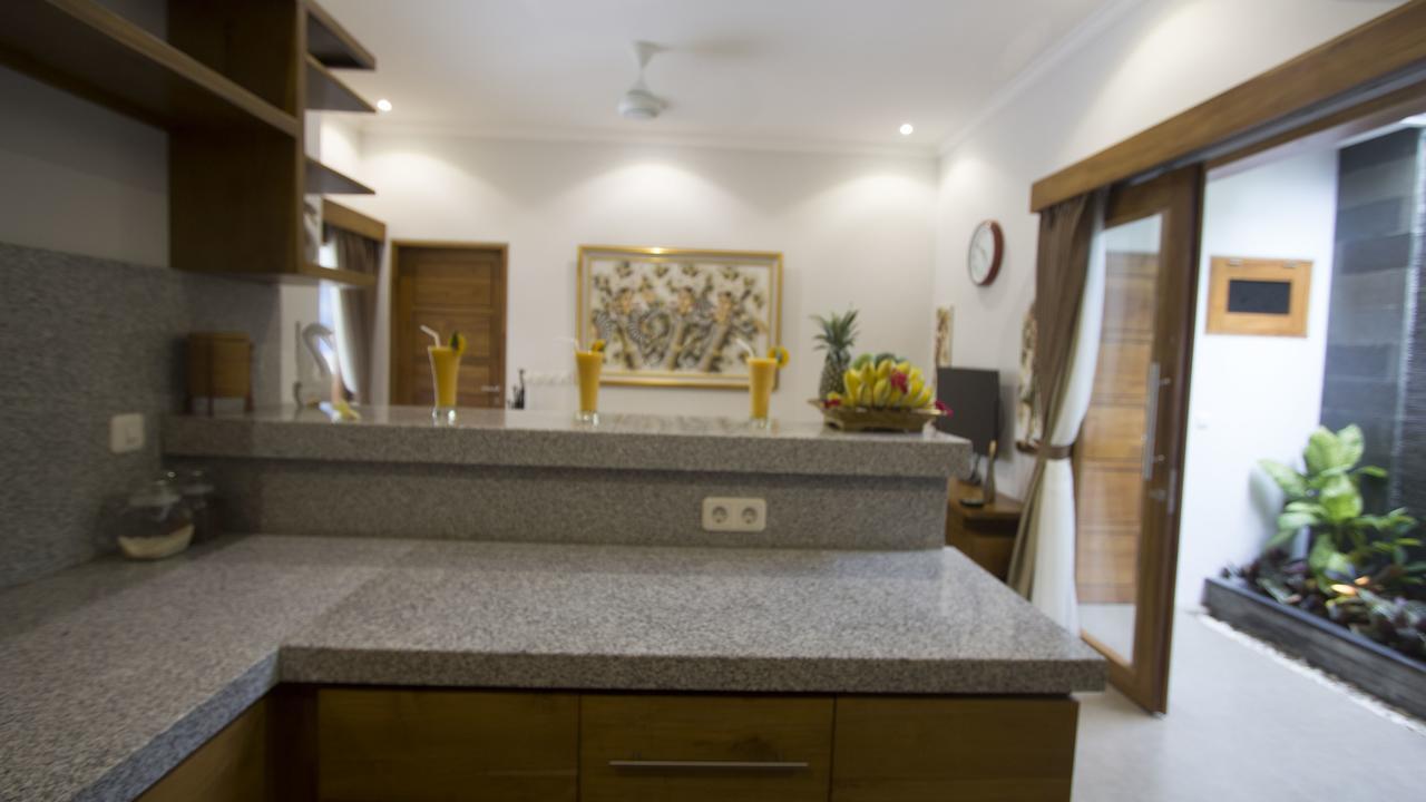 Geriya Amertha Sari Lovina Beach Extérieur photo
