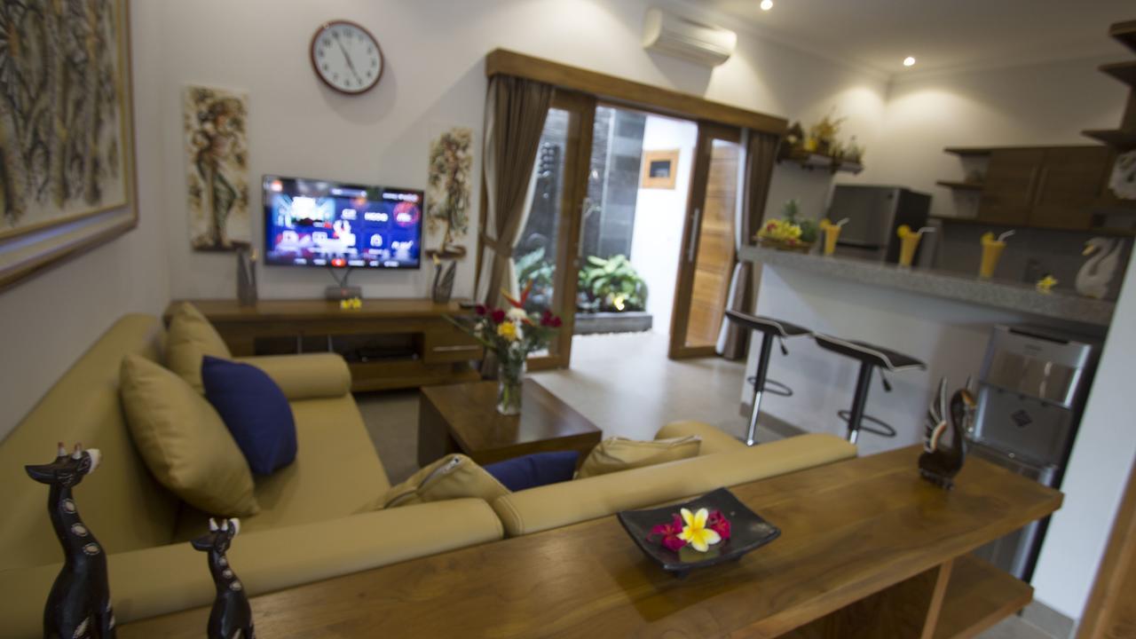 Geriya Amertha Sari Lovina Beach Extérieur photo